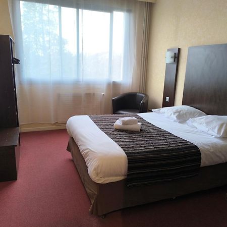 Adonis Lyon Est Hotel Artys Saint-Priest-en-Jarez Dış mekan fotoğraf