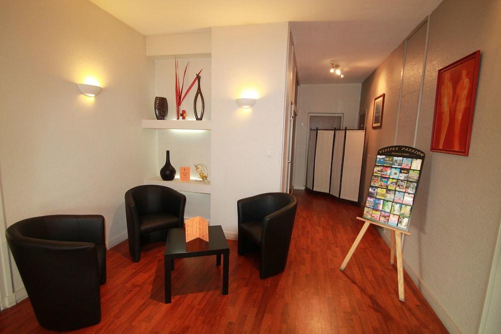 Adonis Lyon Est Hotel Artys Saint-Priest-en-Jarez Dış mekan fotoğraf