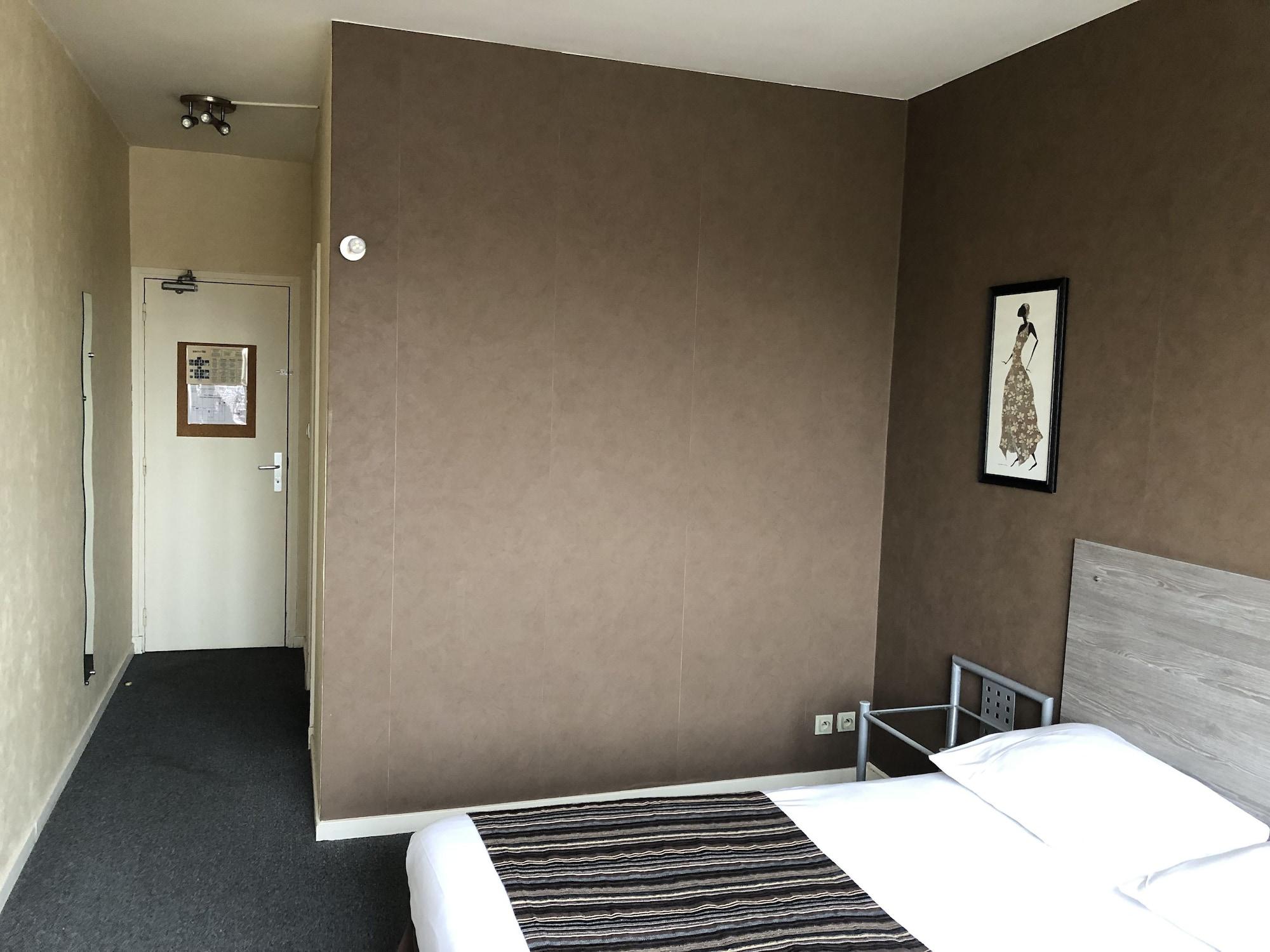 Adonis Lyon Est Hotel Artys Saint-Priest-en-Jarez Dış mekan fotoğraf
