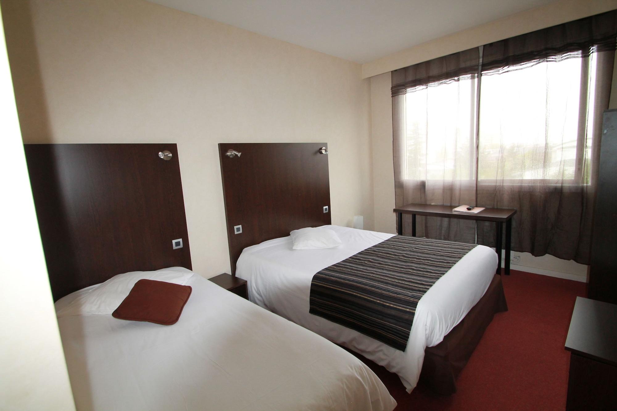 Adonis Lyon Est Hotel Artys Saint-Priest-en-Jarez Dış mekan fotoğraf