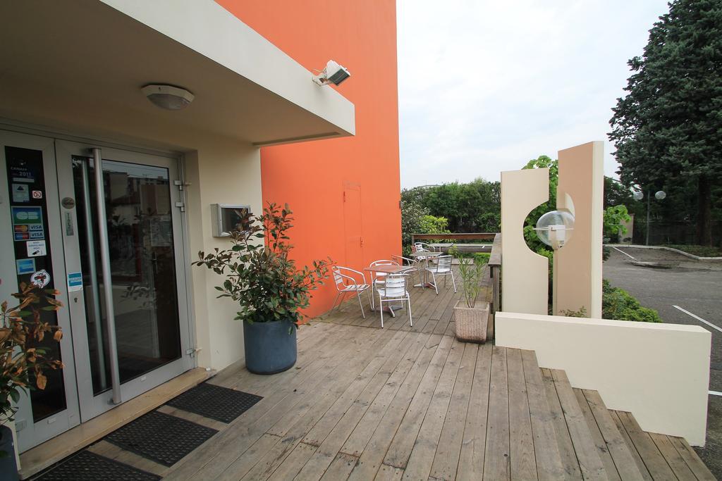 Adonis Lyon Est Hotel Artys Saint-Priest-en-Jarez Dış mekan fotoğraf