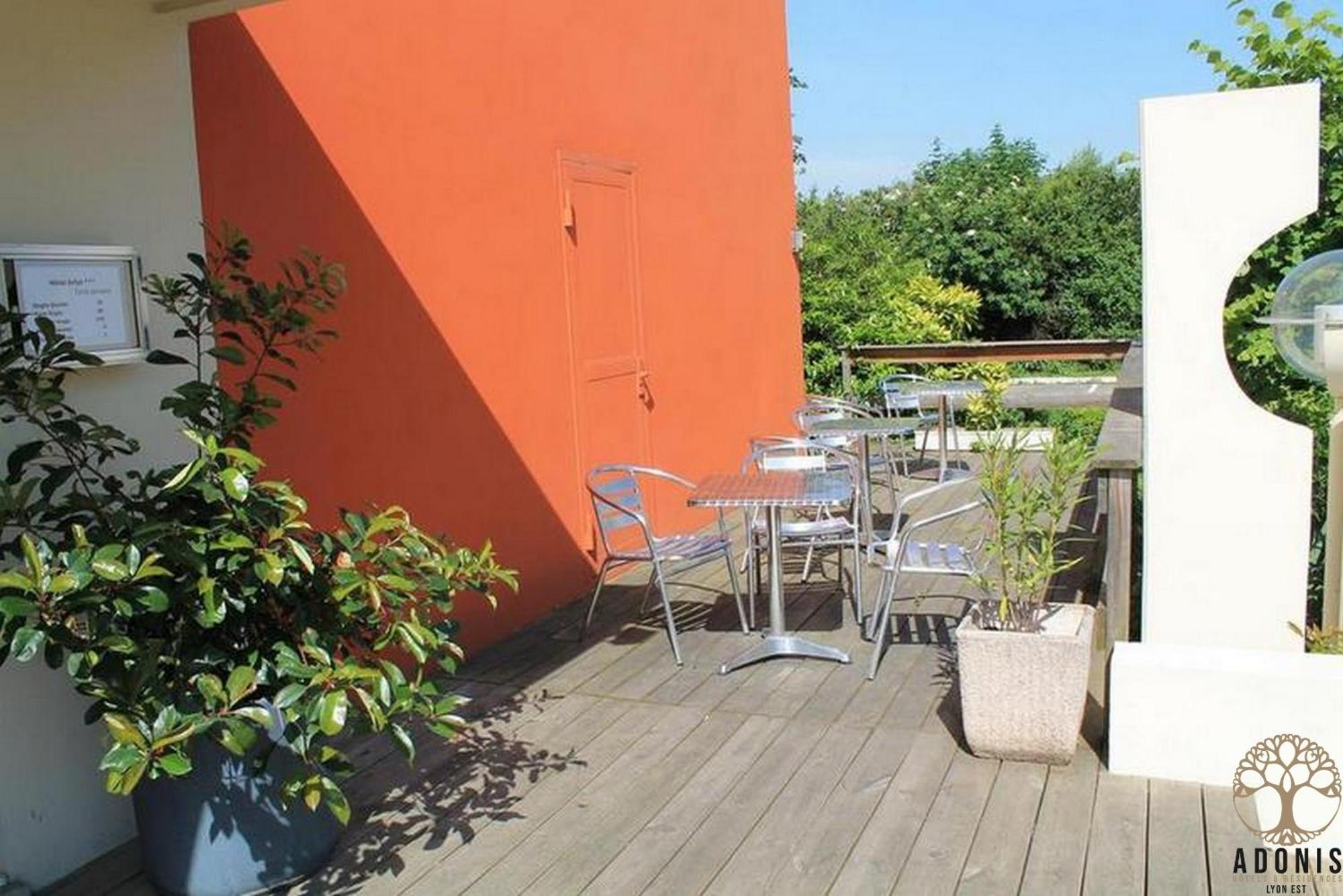 Adonis Lyon Est Hotel Artys Saint-Priest-en-Jarez Dış mekan fotoğraf